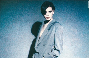 01. Vogue IT